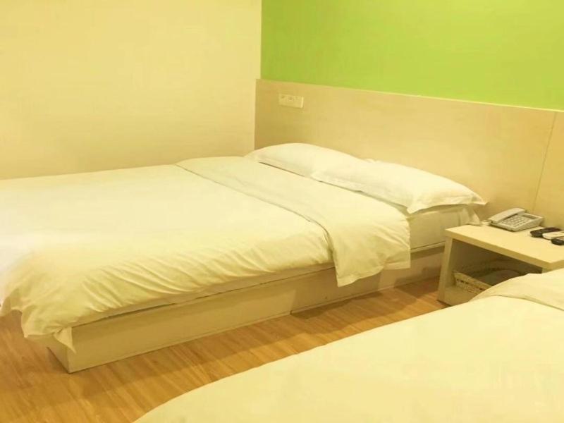 Shells Hanzhong City High Railway Station Renmin Road Hotel Exterior foto